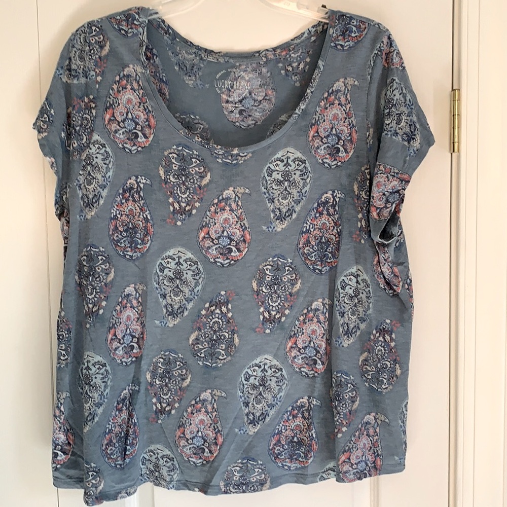 Lucky Brand t shirt